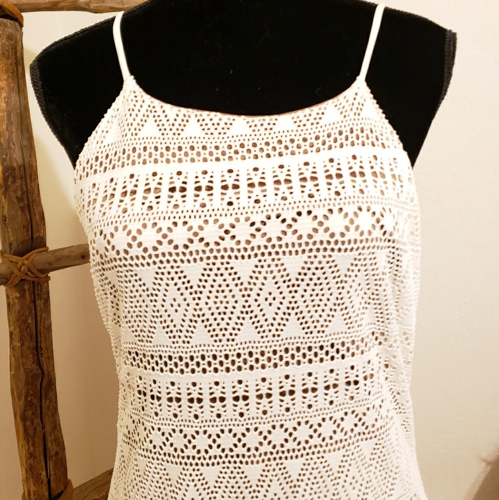 5/$25 🌵Poetry Laser Cut Lace Halter Dress - Picture 4 of 4